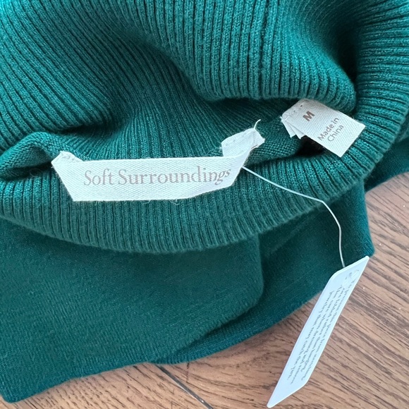 NWT Soft Surroundings Perfect Turtleneck Sweater in Green Sz. Medium (10-12) - Picture 9 of 12